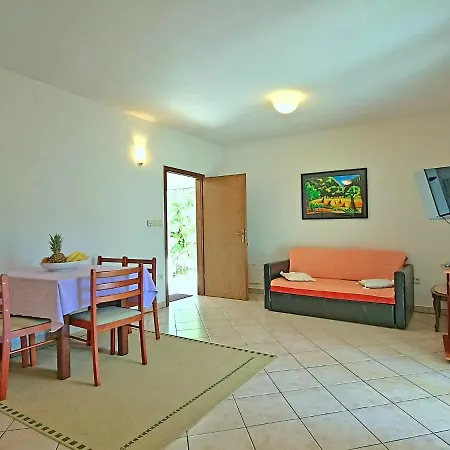 Nino-1 Apartment