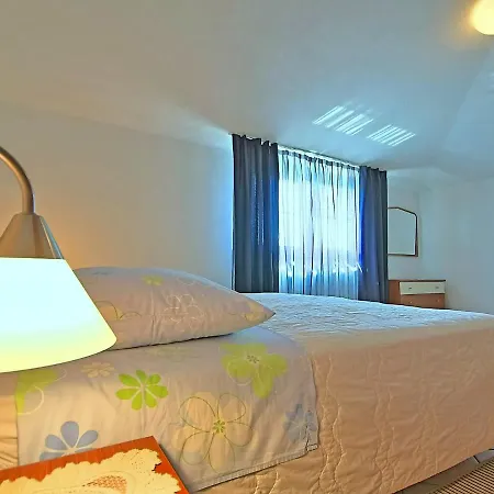 Nino-1 Poreč